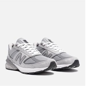 New Balance 990v5 Sneakers